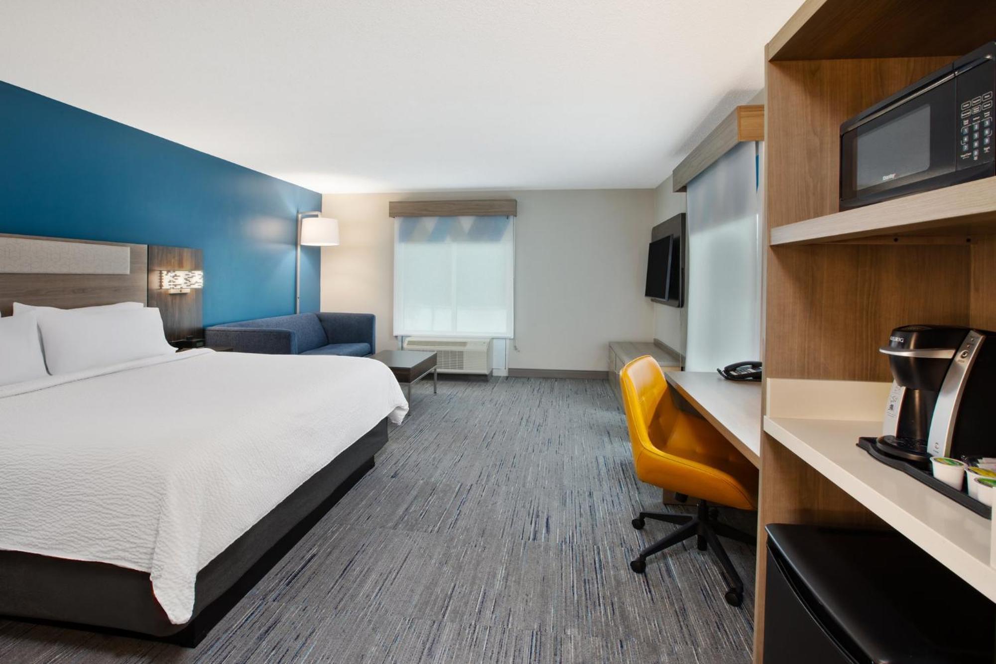 Holiday Inn Express Hotel & Suites Grand Rapids-North By Ihg Уолкер Экстерьер фото